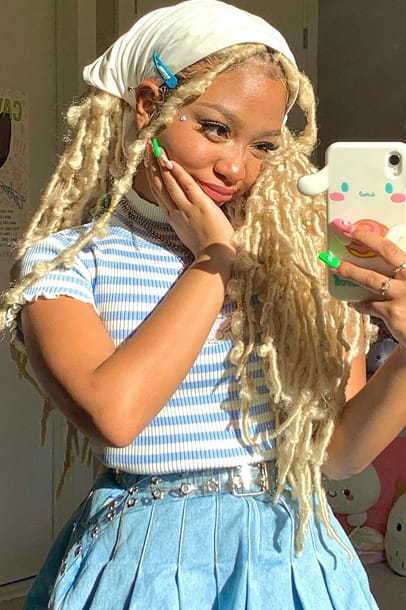 Son's Shy Girlfriend - Hailey